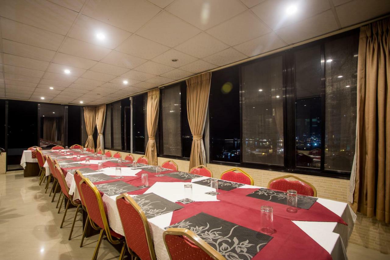 פוקהרה Hotel Peace Plaza מראה חיצוני תמונה